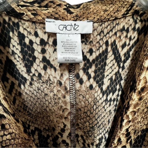 CACHÉ Women’s Elegant Sleeveless Snakeskin Top, Size Large - Picture 4 of 11